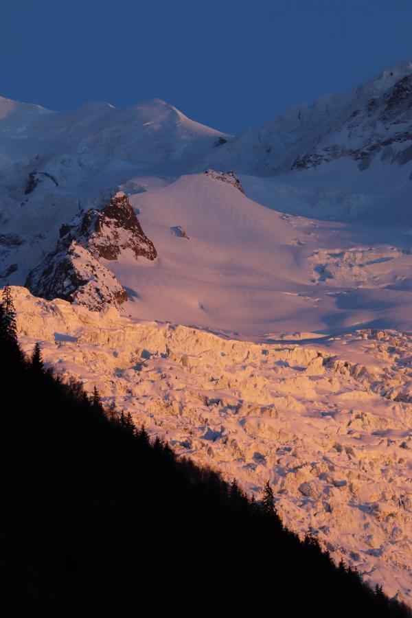 Appartement Lyret Centre Chamonix, Vue D'Exception Екстериор снимка